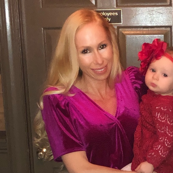 Meet your Posher, Lauren - Picture 1 of 1